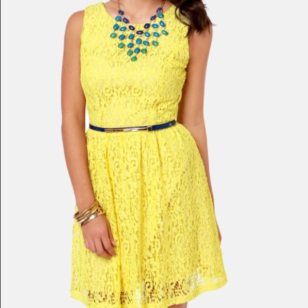 Lulu’s Yellow Eyelet Skater Dress Small